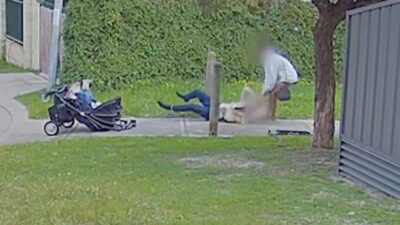 15 Yr-Old Girl Attacks Pregnant Woman