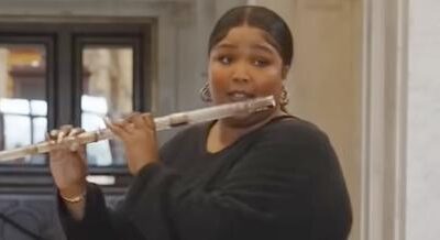 Lizzo plays James Madison's flute at Library of Congress - screenshot