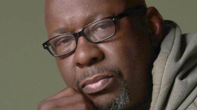 Bobby Brown - Hand on Chin