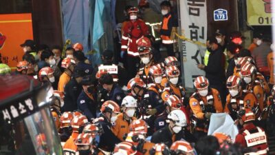 Halloween Injuries in Seoul (Chung Sung-Jun - Getty Images)