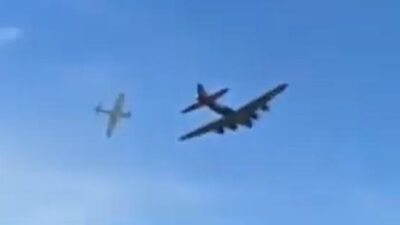 Dallas Airshow crash (screenshot)
