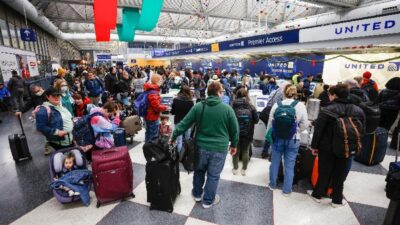 Chicago O'Hare International Airport (Kamil Krzaczynski-AFP-Getty Images)