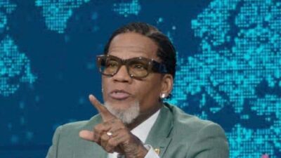 DL Hughley - The Daily Show (01-30-23)