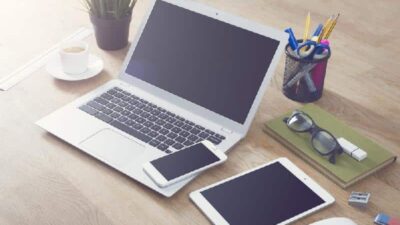 Laptop Tablet Smartphone - Depositphotos
