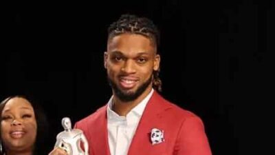 Damar Hamlin Receives Alan Page Award via @NFLPA