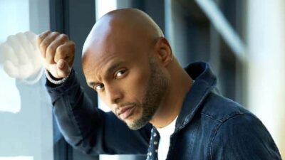 Kenny Lattimore (at window) - photo provided