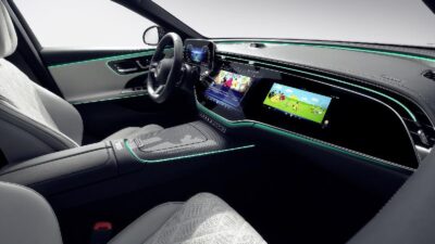Mercedes Benz E-class (Mercedes-Benz AG)