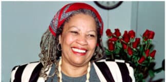 Toni Morrison smiling