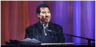 Lionel Richie reacts to plastic surgery rumors