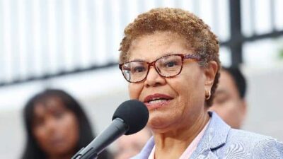 Karen Bass (Getty)
