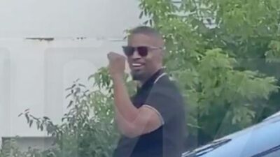 Jamie Foxx on boat - screenshot