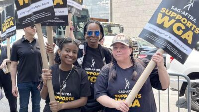 SAG-AFTRA(Supports WGA) strikers / via SAG-AFTRA