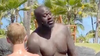 Shaquille O'Neal pretends to drown while kids rush to save him at a Hawaiian resort (screenshot of TikTok by Daniel Chavez)