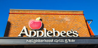 Applebee's Restaurant - Depositphotos