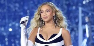 Beyoncé performs onstage during the "RENAISSANCE WORLD TOUR" at MetLife Stadium
