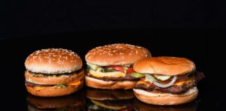 Burgers (Katherine Frey-The Washington Post-Getty)