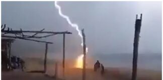 Lightning Strike Kills Two on Beach in Mexico | Video