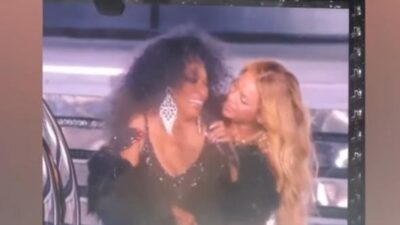 Diana Ross and Beyonce at SoFi - screenshot