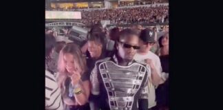Offset doing the Electric Slide at Beyonce concert in LA - screenshot