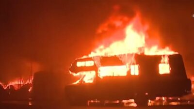 LA I-10 Freeway fire - screenshot