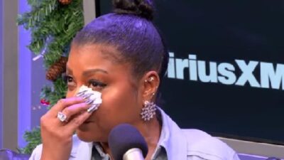 Taraji P Henson dabbing eyes - screenshot