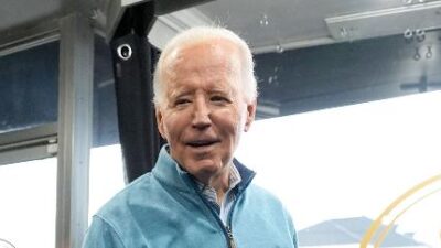 Joe Biden at Black Barber shop (Jacquelyn Martin-AP)