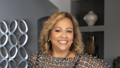 Yolanda M Smith