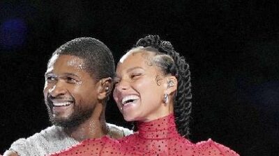 Dolce & Gabbana Super Bowl - Usher and Alicia Keys - (Kirby Lee-USA TODAY Sports-Reuters)