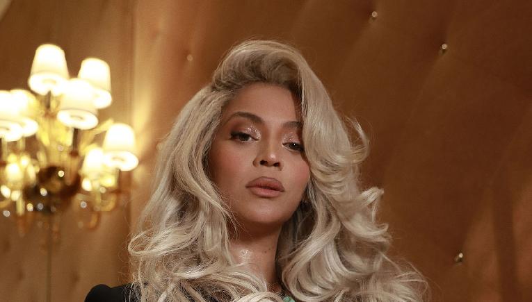 Dolce & Gabbana Super Bowl - Beyonce (Parkwood)