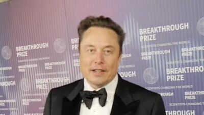 Elon Musk - screenshot