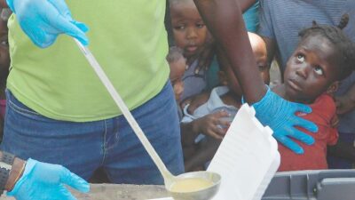 Hunger in Port-au-Prince Haitu (Odelyn Joseph-AP via CNN Newsource)