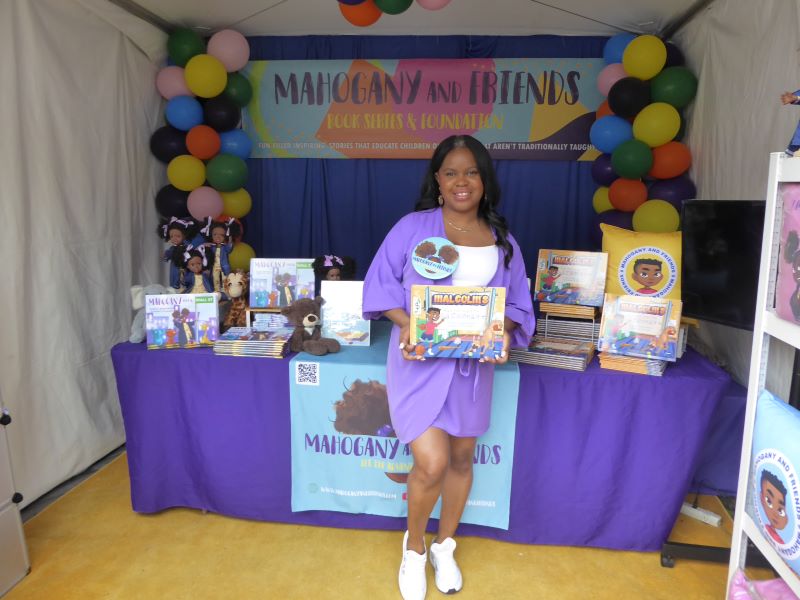 Mahogany and Friends: Photo Credit, Ricky Richardson