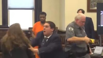 Maine courtroom brawl - screenshot