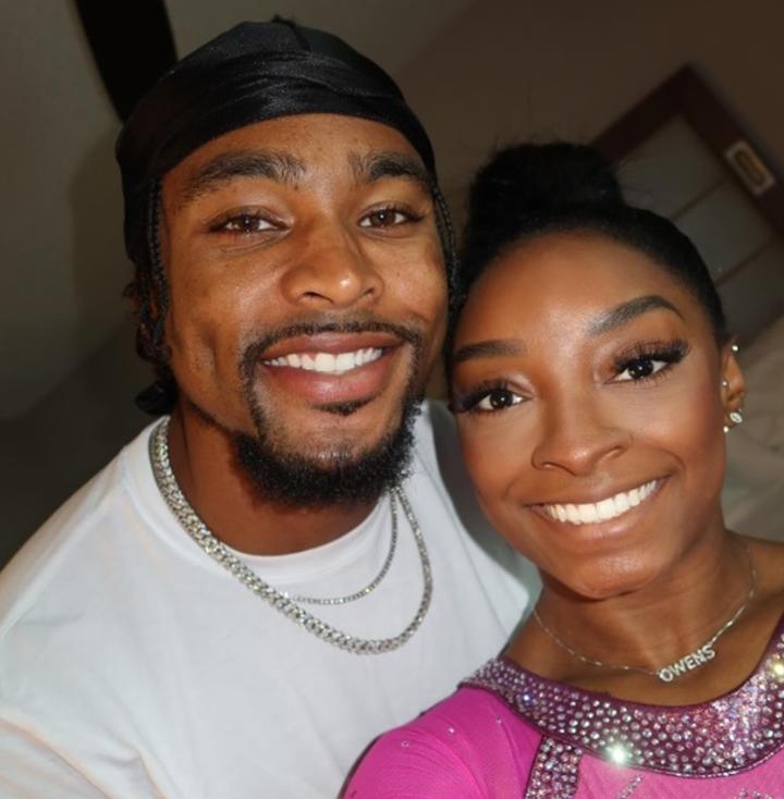 Jonathan Owens and Simone Biles - Instagram