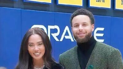 Stephen and Ayesha Curry with their kids - via STEPHEN CURRY-INSTAGRAM
