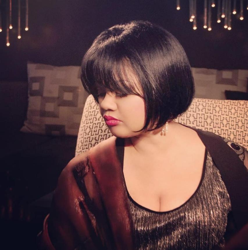 Angela Bofill - Instagram