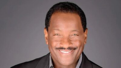 Donnie Simpson - Via The Living Legends