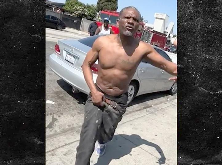 Man attacks Fire engine truck-crew - screenshot
