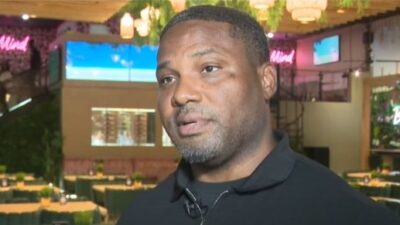 Missouri Restaurant Imposes Age Limits: 30 for Women, 35 for Men | Video