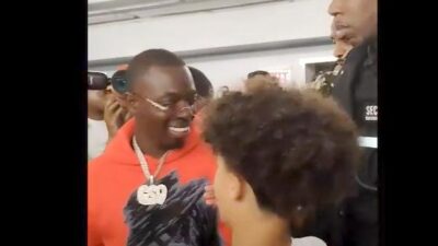 Bobby Shmurda and fan at 'Young N Lit Music Fest' at Apollo (backstage) - screenshot