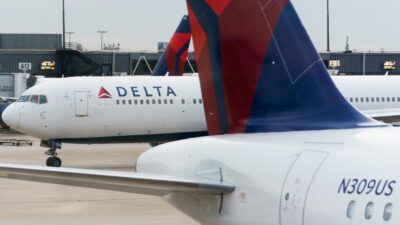 Delta Flts (Elijah Nouvelage-Bloomberg-Getty Images via CNN Newsource)