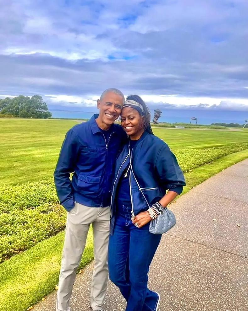 Barack and Michelle Obama - via Instagram