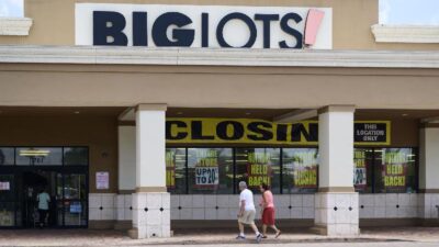 Big Lots closing (Michele Eve Sandberg-SIPAPRE-AP via CNN Newsource)