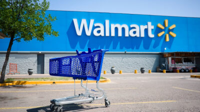 Walmart / Depositphotos