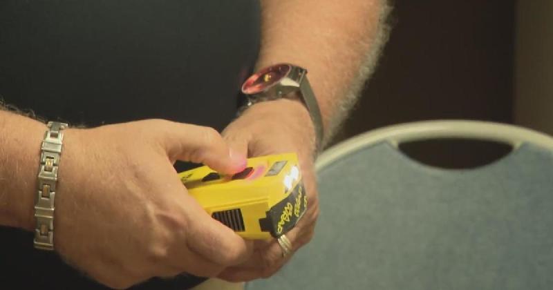 BolaWrap, an electronic lasso, aids police in non-lethal arrests - KTVT via CNN Newsource