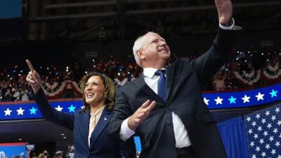 Kamala Harris - Tim Walz (Andrew Harnik-Getty Images via CNN Newsource)