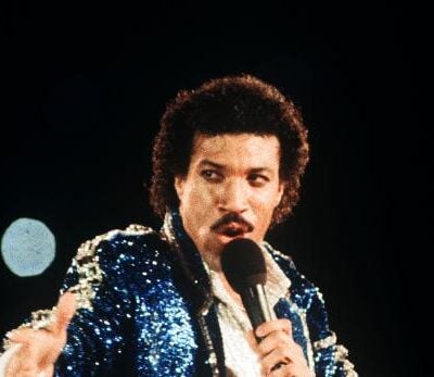 Lionel Richie performs at 1984 LA Olympics (S&G-PA-Getty Images via CNN Newsource)