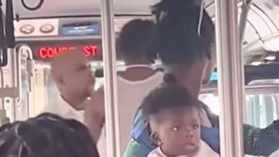 NJ bus driver beats passenger - screenshot
