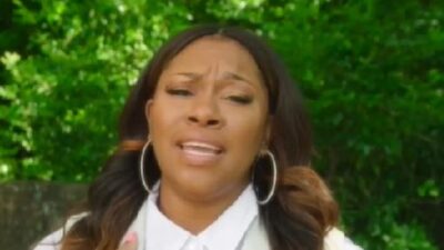 Lisa Knowles Smith - screenshot