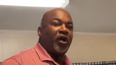 Mark Robinson - screenshot